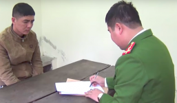 Gã đòi nợ thuê ép người phụ nữ tàn tật viết giấy nợ 30 triệu đồng