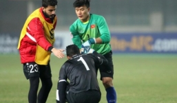 Chân dung chàng Bùi Tiến Dũng thứ 2 - thủ môn xuất sắc đang được gọi tên khắp nơi tối nay!