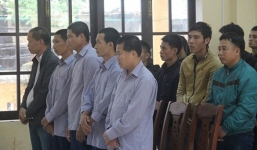 Chặt rừng làm quà biếu, đại úy biên phòng bị đề nghị từ 20 -42 tháng tù