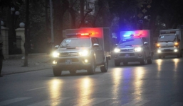 Đoàn xe dẫn giải ông Thăng cùng 21 đồng phạm đến tòa nghe tuyên án