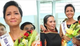 Tân Hoa hậu H'Hen Niê xúc động trước cảnh bố mẹ và bà con người dân Ê đê chào đón trở về quê hương