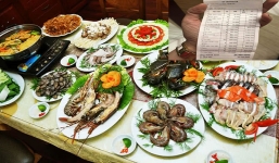 Sở Du lịch TP Đà Nẵng xác minh việc ê-kip ca sĩ Quang Lê bị 'chặt chém' 25 triệu bữa ăn khuya