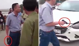 Vụ tài xế ô tô rút súng doạ bắn dân sau va chạm: Công an xác định là súng nhựa đồ chơi?