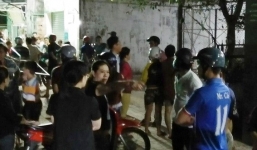 Truy bắt nghi phạm sát hại 2 bà cháu trong nhà tắm