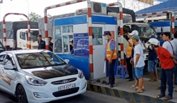 Từ hôm nay xử phạt ô tô dừng quá 5 phút ở trạm BOT