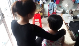 Bệnh nhân 56 tuổi dâm ô với bé gái bị thiểu năng ngay trên giường bệnh