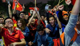 TP.HCM sẽ lắp 10 màn hình led kích thước lớn trên phố đi bộ Nguyễn Huệ để người dân xem U23 Việt Nam đá chung kết