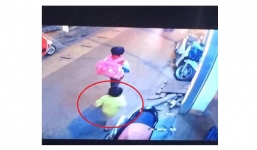 Người bố ở Hà Nội thất thần cầu cứu cộng đồng mạng, nhờ tìm kiếm con trai 5 tuổi mất tích bí ẩn