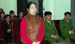 Vụ bé gái gần 2 tháng tuổi bị bảo mẫu đánh đập, tung hứng dã man ở Hà Nam: Người giúp việc lĩnh án