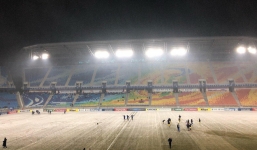 Sau U23, lại có thêm một đội bóng Việt Nam phải khổ chiến dưới mưa tuyết