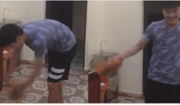 Chị em vào mà xem Xuân Trường mắt híp vẩy rau nhanh như sút bóng đây này!