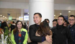 NTK Đỗ Trịnh Hoài Nam được fan chào đón nồng nhiệt tại sân bay hậu Haute Couture 2018