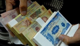 Người lao động dở khóc, dở cười khi được thưởng Tết bằng… thuốc trừ sâu