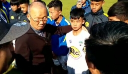 HAGL giới thiệu 'siêu nhân' với HLV Park Hang Seo