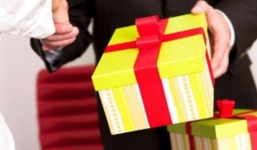 Thủ tướng yêu cầu lãnh đạo T.Ư không chúc Tết địa phương