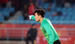 Thủ thành Bùi Tiến Dũng bị thầy 'bắt lỗi' ở giải U23 Châu Á