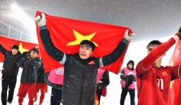 Thủ môn Bùi Tiến Dũng bất ngờ nhận được tin dữ từ FLC Thanh Hóa