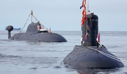 Tàu ngầm nước ngoài phải nổi, treo cờ khi đi trong hải phận Việt Nam