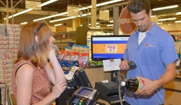 Đi sắm Tết nhất định phải biết điều này bởi đây là sự thật mà nhân viên bán hàng không tiết lộ cho bạn