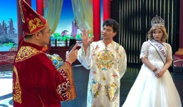 PGS Bùi Hiền: Trước Tết có người 'khiêu khích, mời tôi nhớ xem Táo quân để xấu hổ'