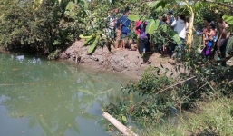 Bé trai 7 tuổi chết thảm dưới ao khi cha mẹ đi chúc Tết họ hàng