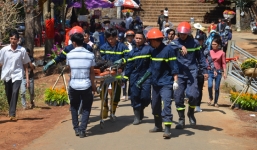 Hé lộ nguyên nhân bất ngờ khiến tài xế taxi châm lửa đốt xe tự tử cùng con trai 3 tuổi