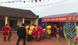 Không máu chảy, 2 'ông ỉn' ở Bắc Ninh được 'xử kín' tại lễ hội 'chém lợn'