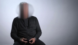 Tự xưng là du hành thời gian tới năm 3300, người đàn ông đưa ra những cảnh báo về thảm họa xảy ra trên thế giới