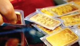 Đón vía Thần tài: Giá vàng tăng vọt, đắt thêm triệu đồng/lượng