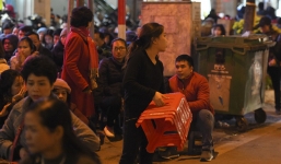 Kiếm tiền triệu nhờ cho thuê ghế ngồi dâng sao giải hạn ở chùa Phúc Khánh