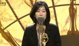 Thêm tình tiết vụ đạo diễn đồng tính tấn công tình dục: Nạn nhân cũng là người đồng tính, bị đồng nghiệp dọa giết