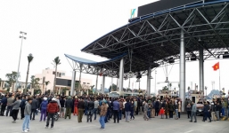 Công an tạm giữ 1 người, răn đe hàng chục người gây rối BOT Biên Cương