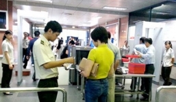 Dùng giấy tờ giả, nam hành khách bị cấm bay 12 tháng