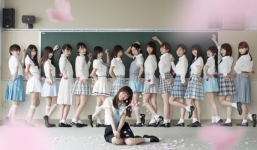 Góc tối đằng sau ngành công nghiệp thần tượng tại Nhật Bản: Những bản hợp đồng 'nô lệ' và nhiều vụ bê bối tình dục