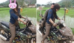 Cặp đôi đang cưỡi Exciter du xuân thì lao xuống ruộng, người an toàn nhưng hẳn trái tim đã nát tan