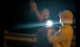 Công an tỉnh Quảng Nam sẽ xử lý CSGT rọi đèn, vung tay với người dân