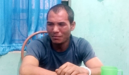 Người đàn ông dùng dao khống chế cháu và hai con ruột để ép vợ ở nước ngoài gửi tiền về