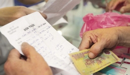 Từ ngày 1/3, khi mua thuốc cho con dưới 6 tuổi bố mẹ phải trình CMTND