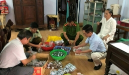 Tịch thu 114.000 viên thuốc 'thần dược' không rõ nguồn gốc của cụ bà 72 tuổi