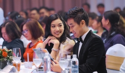 Hậu chia tay bạn trai đại gia, Á Hậu Thúy Vân tình tứ cùng Nguyên Khang đi chấm thi sắc đẹp