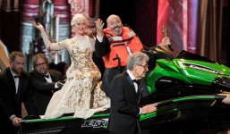 Oscar 2018: Nữ diễn viên gốc Việt được tưởng nhớ và những khoảnh khắc bạn không thể bỏ lỡ