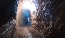 Phát hiện hầm vàng 'khủng' trong vườn tại Kon Tum