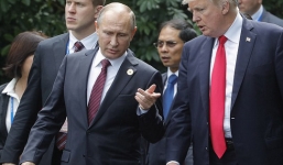 Hé lộ bức thư bí ẩn trong chiếc hộp Tổng thống Putin gửi Trump