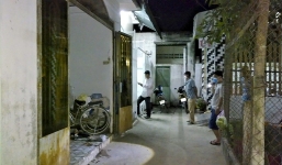 Phát hiện người đàn ông chết lõa thể, tử thi bốc mùi nồng nặc trong căn nhà khóa kín