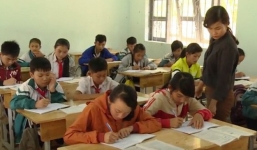 Hơn 500 giáo viên hợp đồng ở Đăk Lăk nhận tin bị mất việc