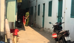 Đôi vợ chồng bốc cháy ngùn ngụt trong căn phòng khoá bên trong