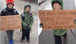 Mẹ bắt 2 con cầm biển, đi bộ 6km tới trường, đến khi biết được nguyên nhân ai cũng khen ngợi cách dạy trẻ của bà mẹ