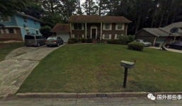 Nhặt đứa bé bị bỏ rơi trước cửa nhà, cặp vợ chồng hoàn toàn sốc khi được cảnh sát thông báo đứa trẻ là ai