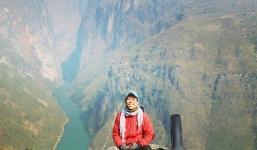 Chàng trai Phú Yên đi bộ xuyên Việt trong 113 ngày đêm chỉ với 100k và 1 cây đàn guitar