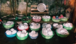 Quyết tâm cưa đổ crush, chàng trai ngồi suốt 4 tiếng để rửa bát ở nhà nàng